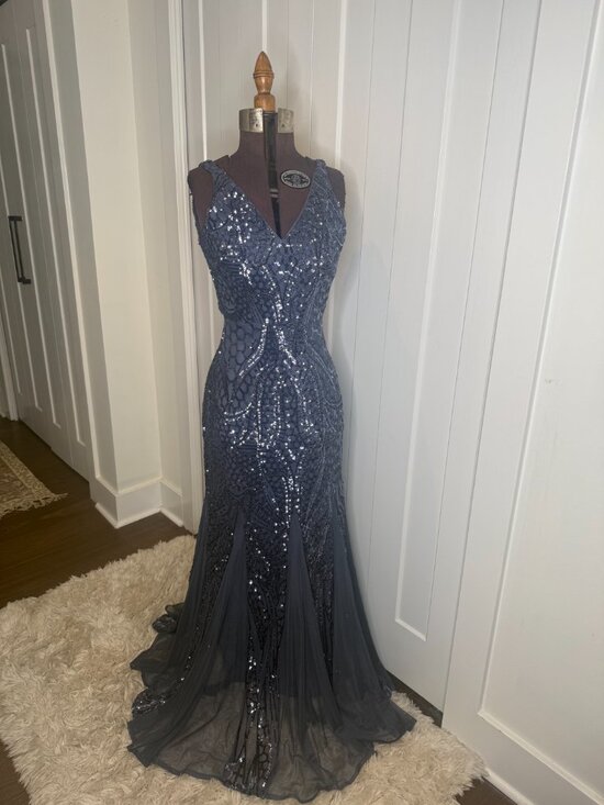 Night Way Collections Dresses & Skirts - Night Way Collection Elegant Sequin Mother of the Bride Dress – Size 6 – Gray &